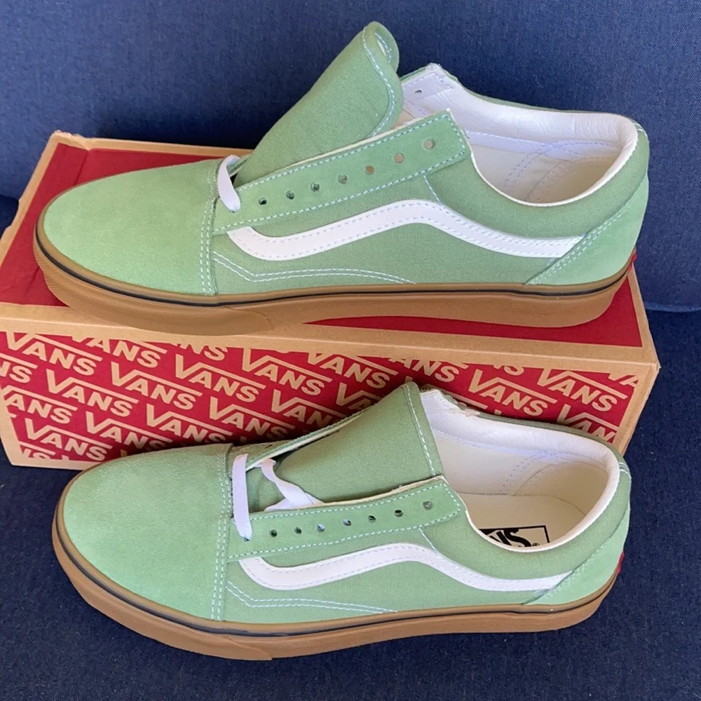 Vans Men’s Old Skool Gum Basil/True White Sneakers - Picture 3 of 16